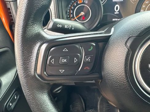 Certified 2025 Jeep Wrangler Sport AWD/4WD image 14