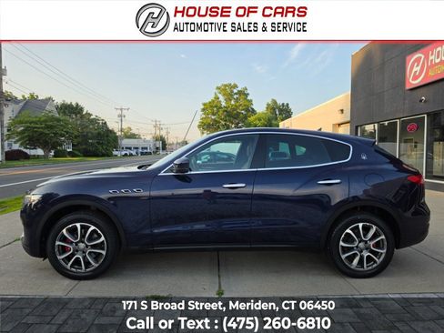 Used 2017 Maserati Levante AWD/4WD image 7