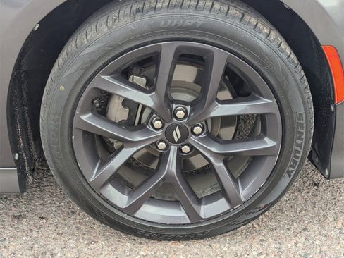Used 2019 Dodge Charger GT w/ Blacktop Package image 9