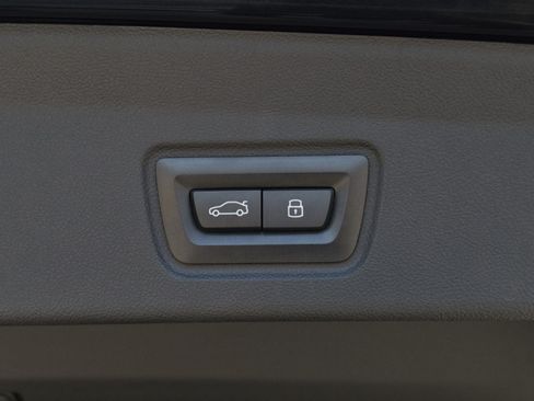 Certified 2025 BMW 430i w/ Premium Package RWD image 9