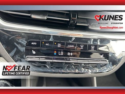 New 2025 Buick Envista Avenir image 37