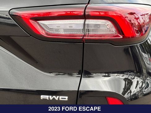 Used 2023 Ford Escape Active w/ Tech Pack #1 AWD/4WD image 29