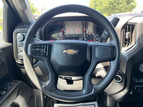 Used 2025 Chevrolet Silverado 3500 W/T AWD/4WD image 14