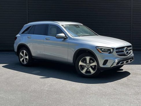 Used 2022 Mercedes-Benz GLC 300 4MATIC w/ Premium Package Lite image 7
