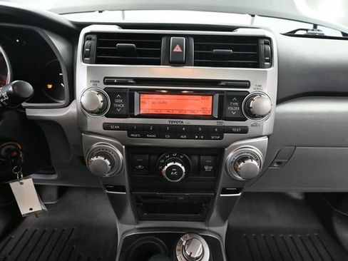 Used 2013 Toyota 4Runner SR5 w/ Convenience Pkg AWD/4WD image 29