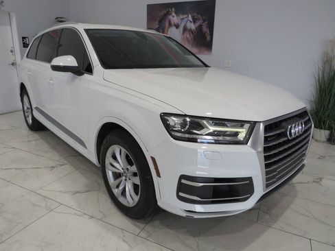 Used 2017 Audi Q7 3.0T Premium Plus w/ Premium Plus Package AWD/4WD image 2