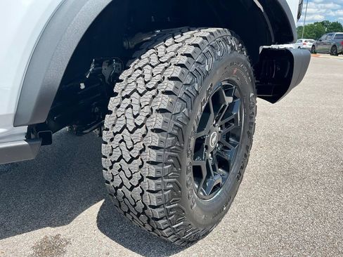 New 2026 Ford Bronco Badlands AWD/4WD image 6