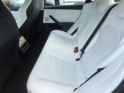 Used 2025 Tesla Model 3 Performance image 13