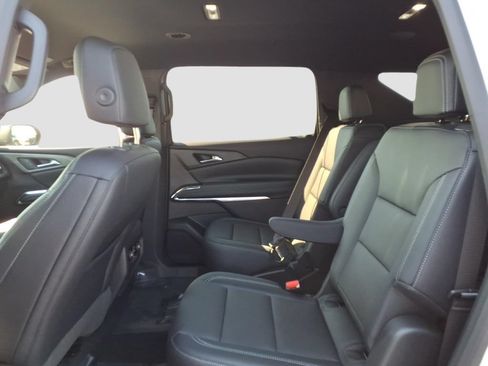 Used 2026 Chevrolet Traverse LT w/ Driver Confidence Package FWD image 15