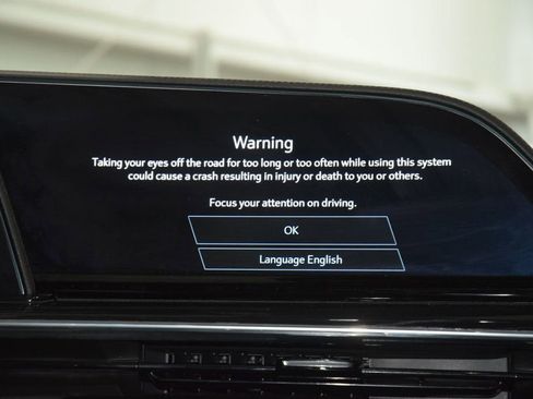 Used 2023 Cadillac Escalade V AWD/4WD image 36