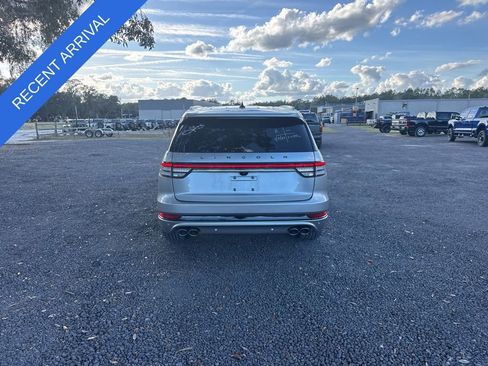 Used 2024 Lincoln Aviator Black Label w/ Jet Package image 4