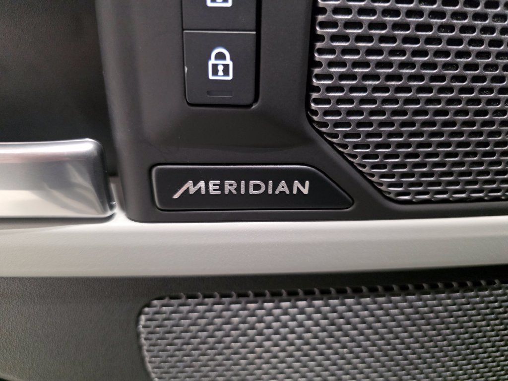 Certified 2024 Land Rover Defender 110 S AWD/4WD image 19