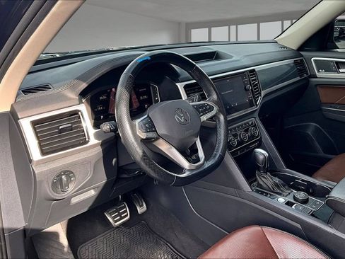 Used 2022 Volkswagen Atlas SEL Premium AWD/4WD image 14
