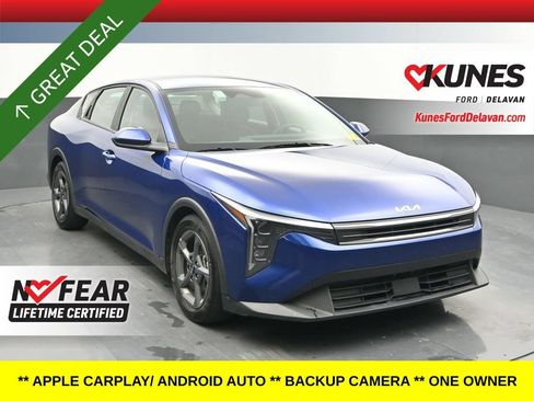 Used 2025 Kia K4 FWD image 1