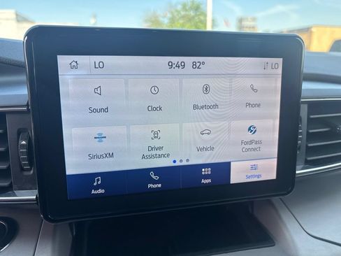 Used 2023 Ford Explorer XLT w/ Equipment Group 202A AWD/4WD image 27