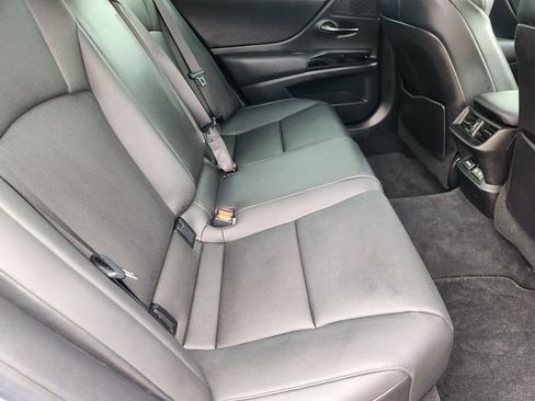 Used 2024 Lexus ES 350 F Sport w/ Accessory Package (Z2) FWD image 31