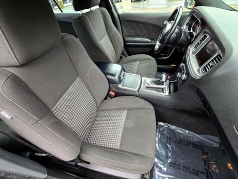 Certified 2023 Dodge Charger SXT image 22