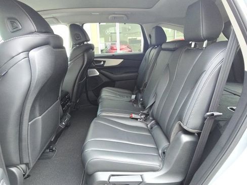 Used 2026 Acura MDX w/ Technology Package image 12