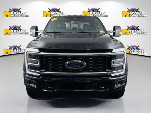 Used 2025 Ford F450 Platinum AWD/4WD image 2