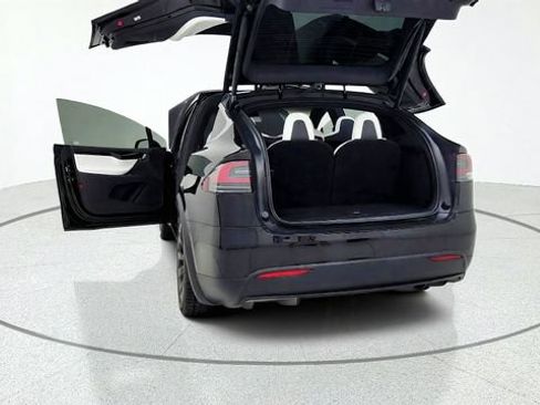Used 2021 Tesla Model X Long Range AWD/4WD image 17