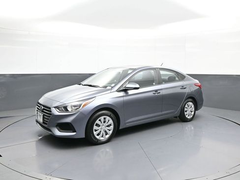 Used 2019 Hyundai Accent SE FWD image 10