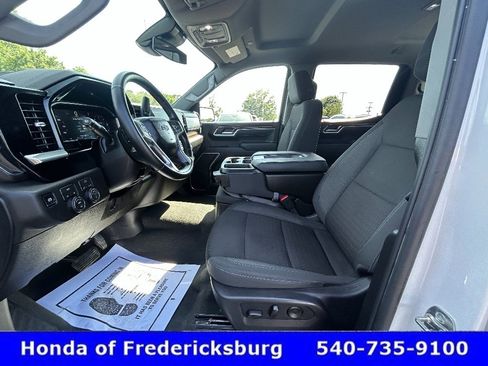 Used 2026 Chevrolet Silverado 1500 RST AWD/4WD image 15