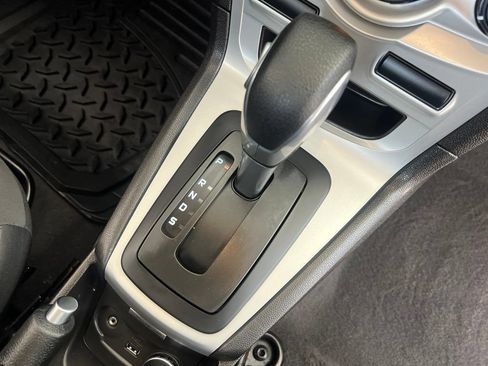 Used 2019 Ford Fiesta SE FWD image 22