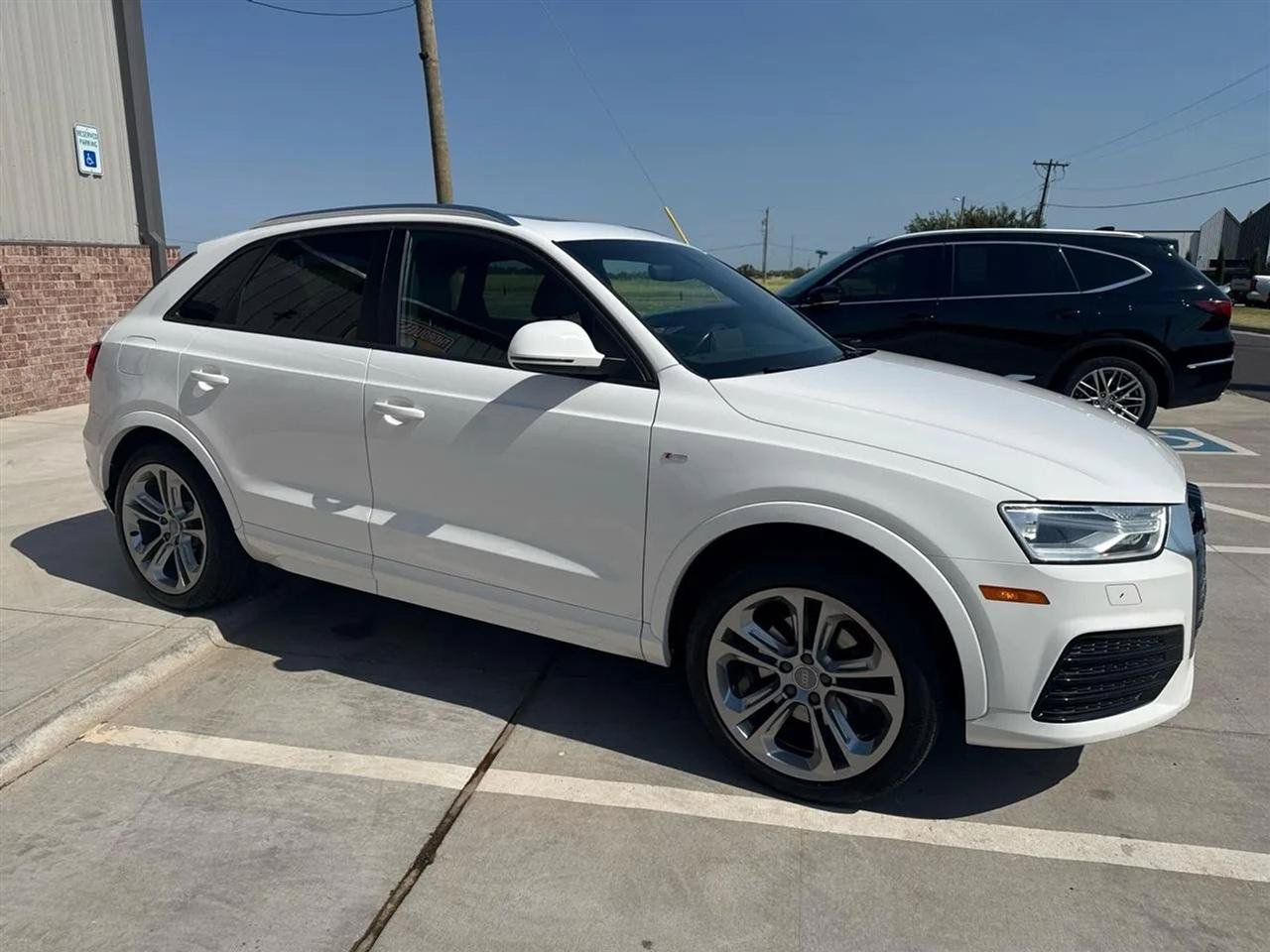 Used 2018 Audi Q3 2.0T Premium w/ Convenience Package FWD image 8