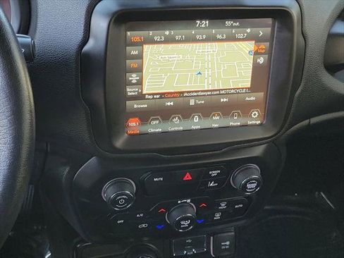 Certified 2023 Jeep Renegade Limited image 9