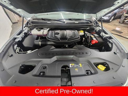 Certified 2026 Jeep Grand Wagoneer L Limited w/ 8-Passenger Seating Package AWD/4WD image 37