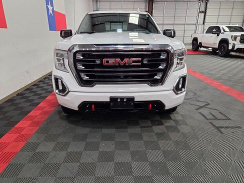Used 2021 GMC Sierra 1500 AT4 w/ AT4 Premium Package AWD/4WD image 4