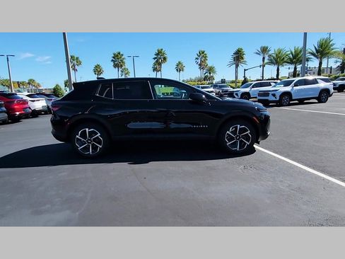 New 2026 Chevrolet Equinox EV LT image 22