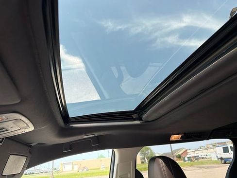 Used 2021 Toyota Sienna Platinum FWD image 8