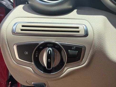 Used 2017 Mercedes-Benz C 300 4MATIC Sedan image 27