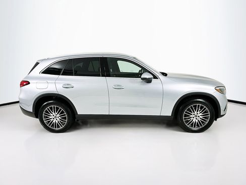 New 2026 Mercedes-Benz GLC 300 image 9