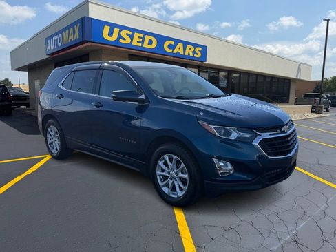 Used 2019 Chevrolet Equinox LT w/ Driver Convenience Package FWD image 4