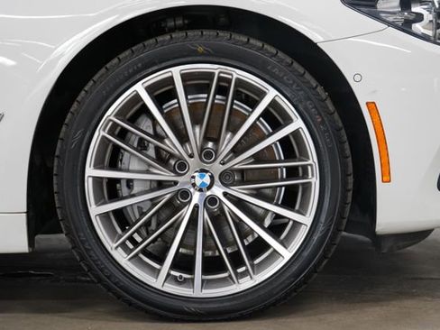 Used 2020 BMW 540i w/ Convenience Package RWD image 29