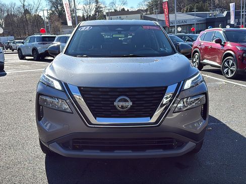 Certified 2023 Nissan Rogue SV image 2