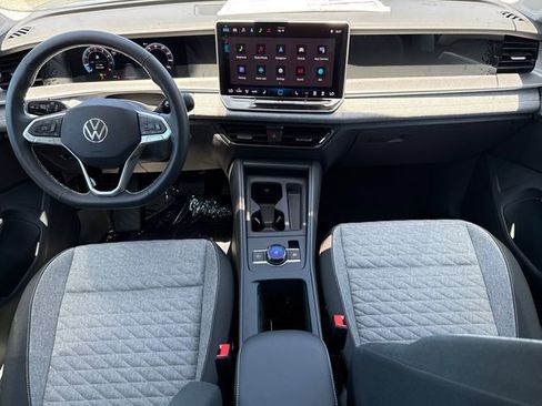 New 2025 Volkswagen Tiguan S image 25