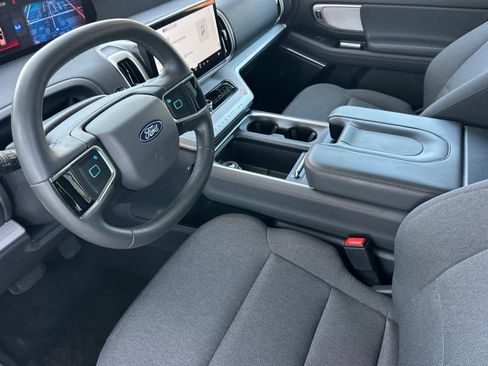 Certified 2025 Ford Expedition Active RWD image 12