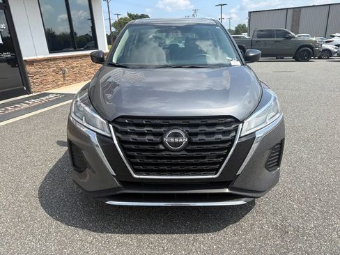 Used 2024 Nissan Kicks S FWD image 12