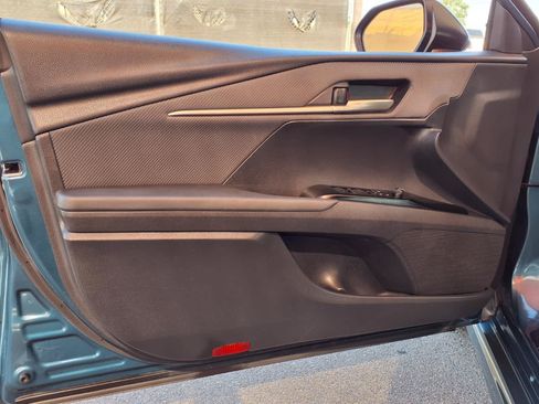 Used 2025 Toyota Camry SE FWD image 14