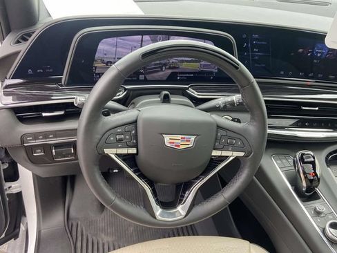 Used 2023 Cadillac Escalade Sport w/ Touring Package RWD image 17