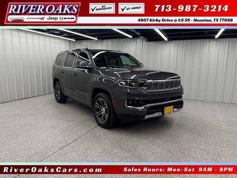 Used 2022 Jeep Grand Wagoneer Series I w/ Flexible Seating Group AWD/4WD image 1