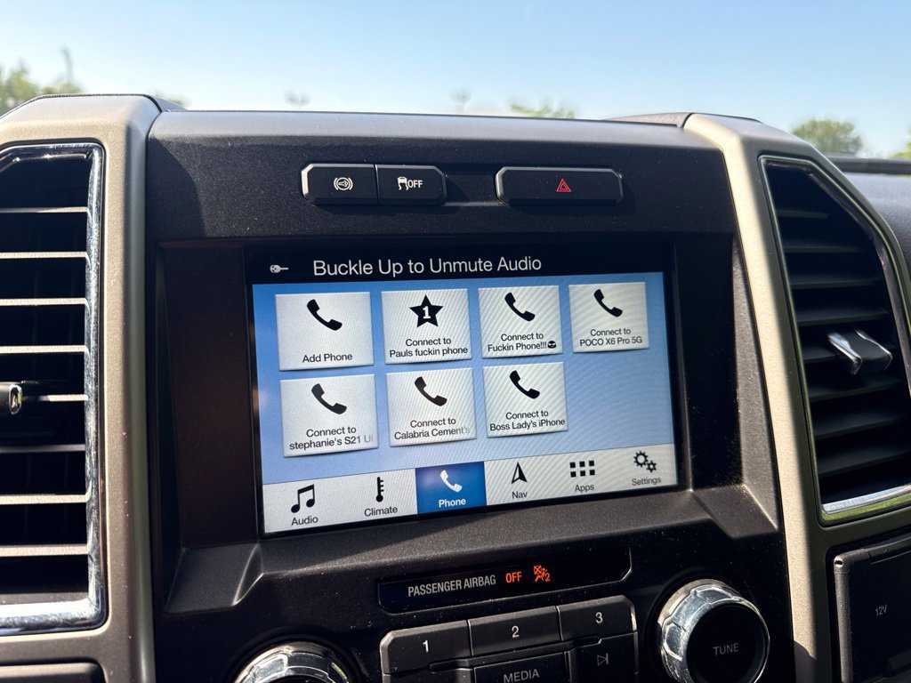 Used 2018 Ford F250 Lariat w/ Snow Plow Prep Package AWD/4WD image 25