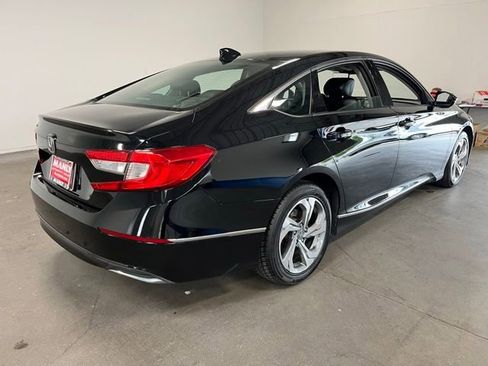 Used 2018 Honda Accord EX-L image 3