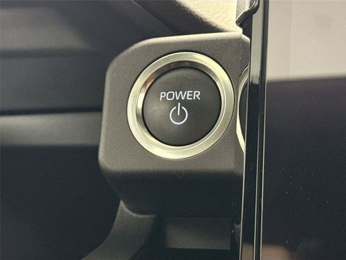Certified 2025 Toyota 4Runner Limited AWD/4WD image 21