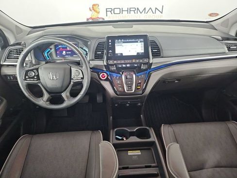Used 2023 Honda Odyssey Elite image 19
