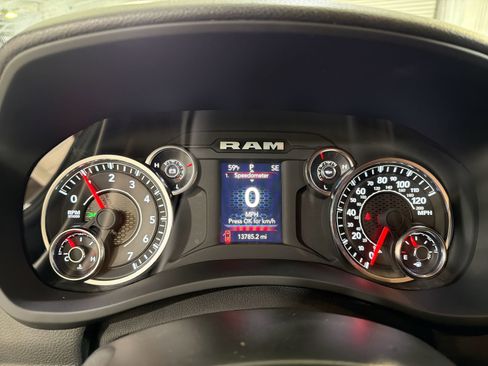 Used 2024 RAM 2500 Tradesman w/ Chrome Appearance Group image 16