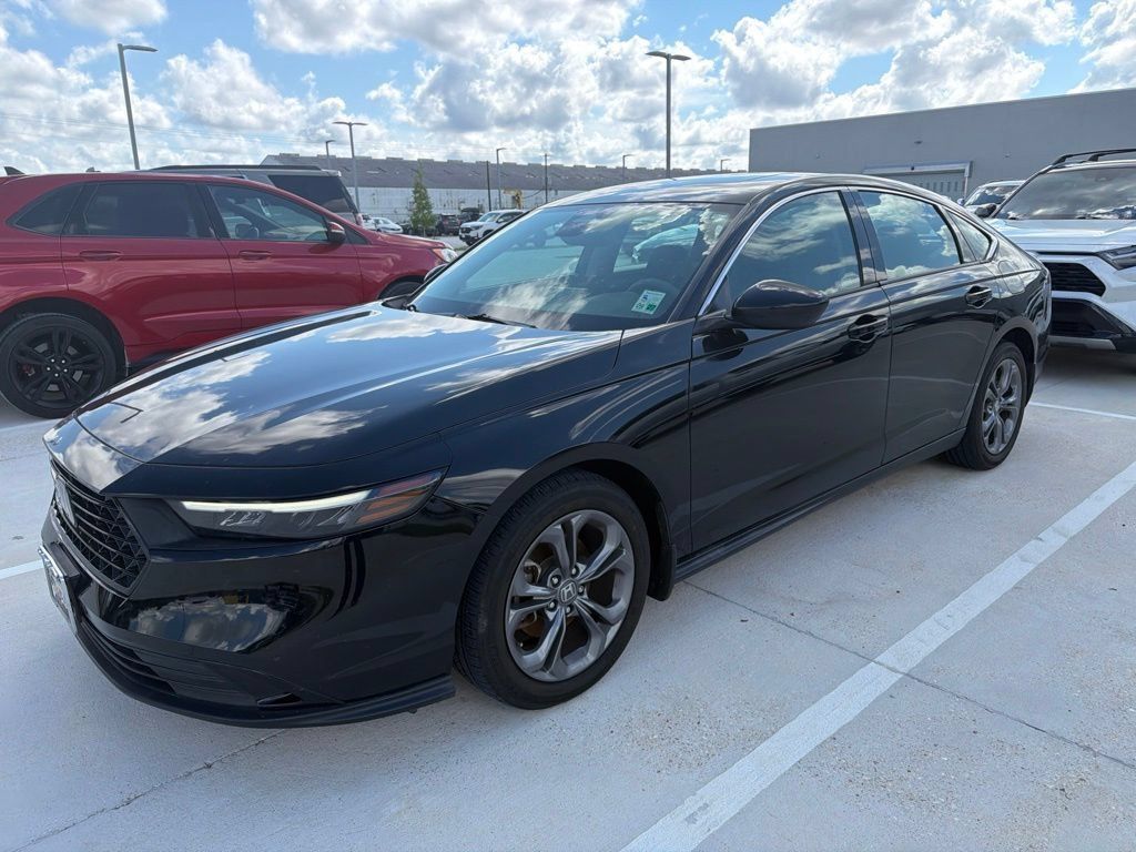 Used 2023 Honda Accord EX image 1
